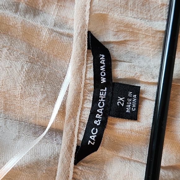 NWT Zac and Rachel Blouse - Picture 3 of 4